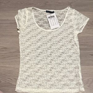 Brandy Melville White Lace Short Sleeve Top
